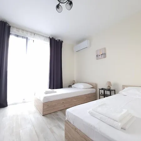 Apartment жилищна сграда орех *