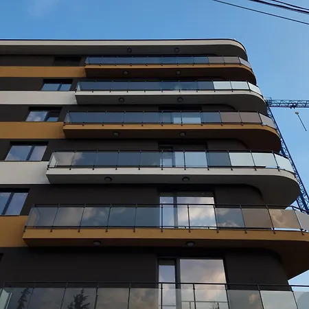 Apartment жилищна сграда орех Warna