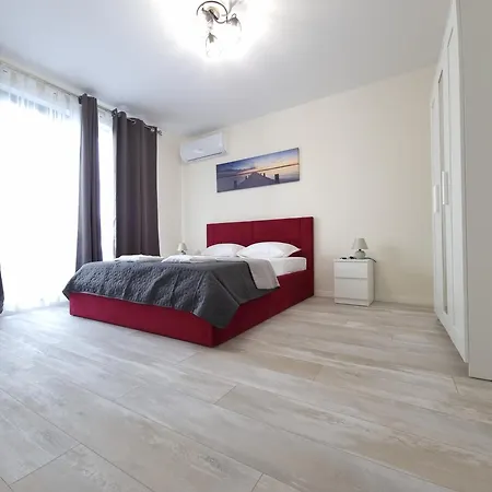 жилищна сграда орех Apartment Warna