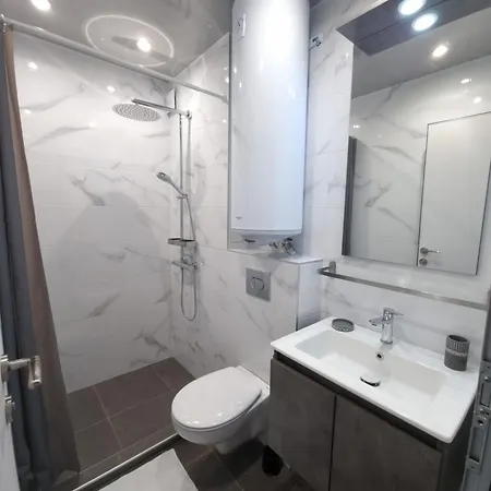 Daire жилищна сграда орех Varna