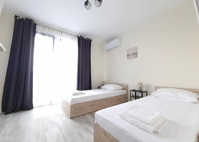 Apartment жилищна сграда орех *