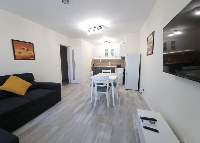 Apartment жилищна сграда орех Varna