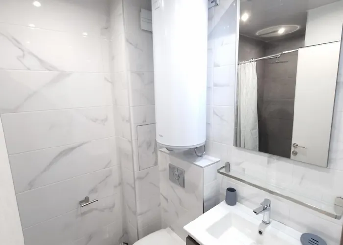 Apartment жилищна сграда орех Varna