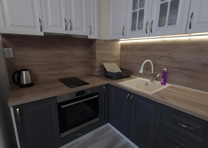 Apartment жилищна сграда орех *